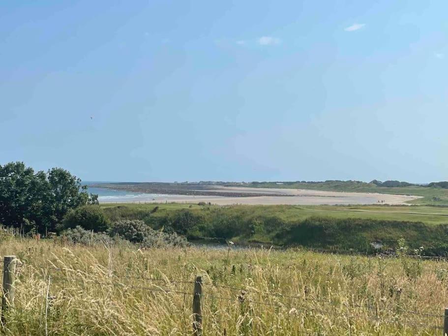 Kelvinside, Seahouses, 2 Minute Walk Into Village Экстерьер фото